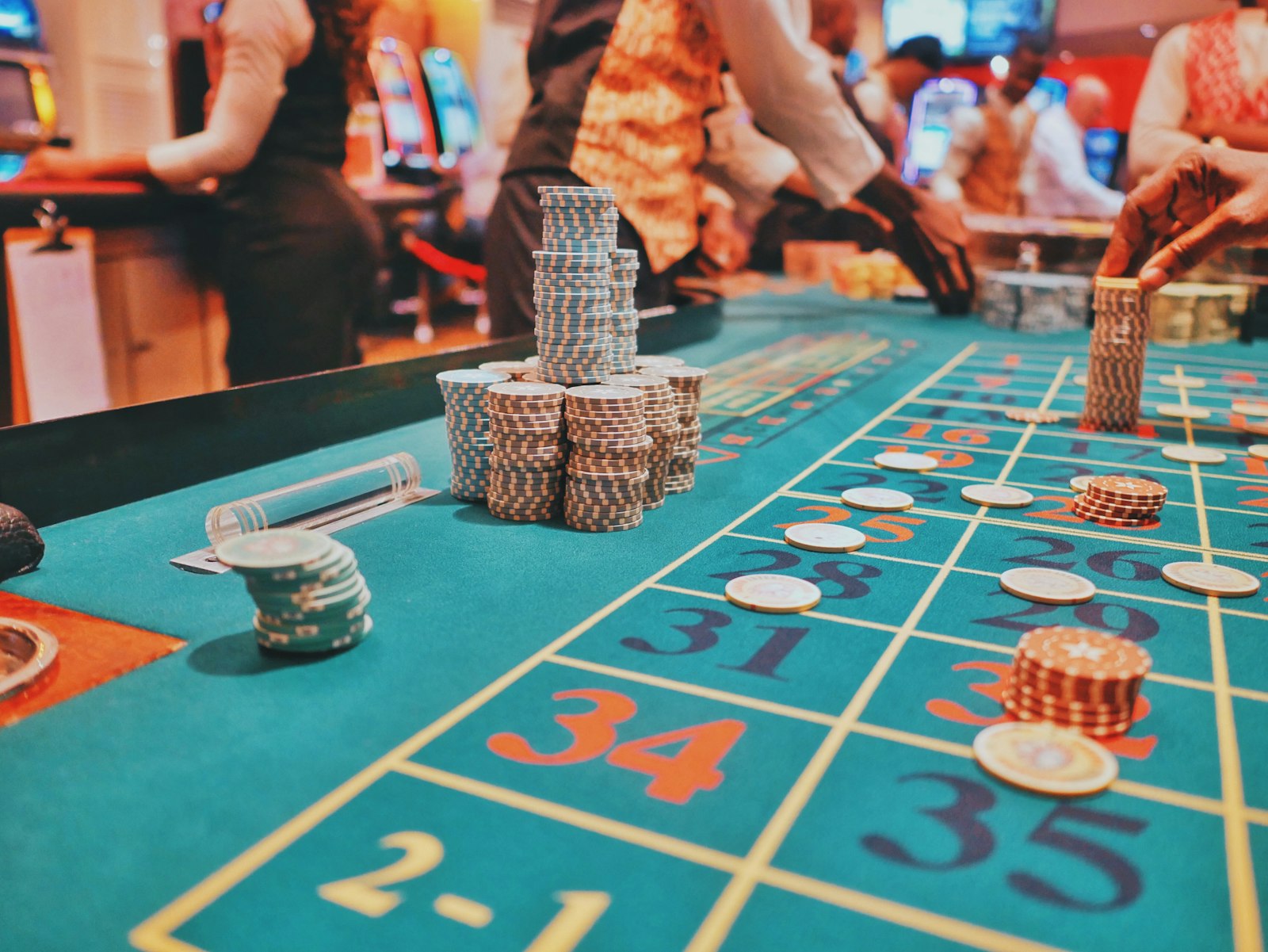 Table de casino en direct Bitcoin avec jetons